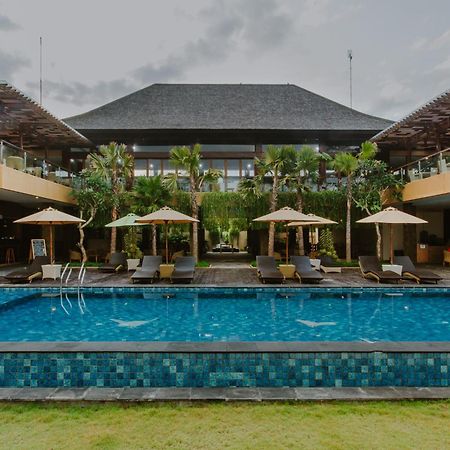 D'Nusa Beach Club And Resort Lembongan Exterior foto